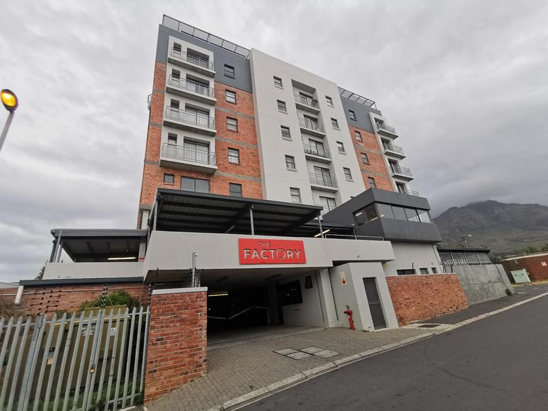 1 Bedroom Property for Sale in Observatory Western Cape